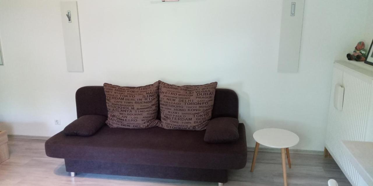 Ferienwohnung In Grenzach Экстерьер фото